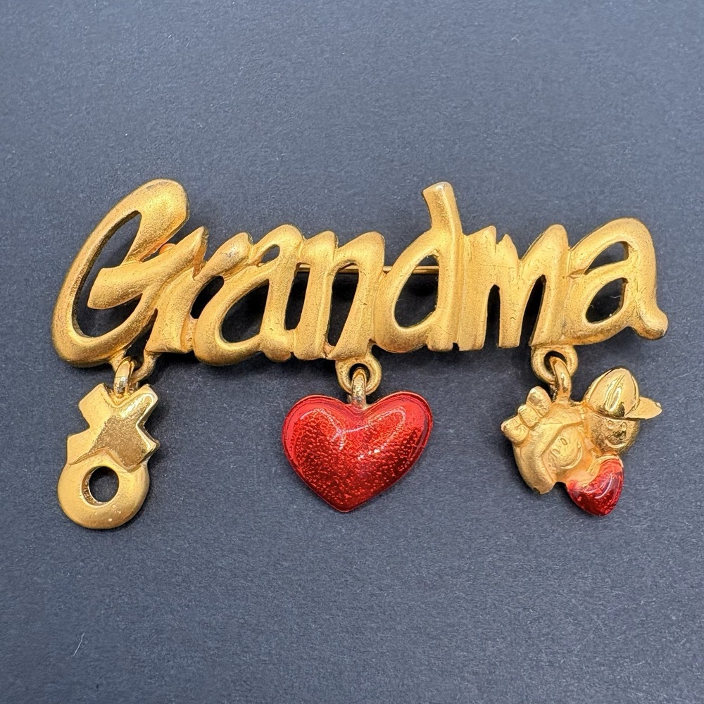 Vintage BJI Grandma Gold‎ Tone Enamel Dangle Brooch Heart XO Grandchildren